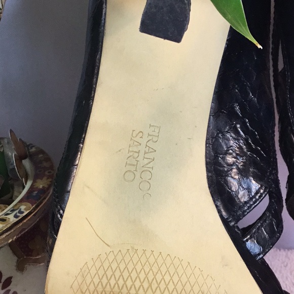 🍇🍷👠Black Snake Skin Franco Sarto Heels👠🍷🍇 - Picture 8 of 8